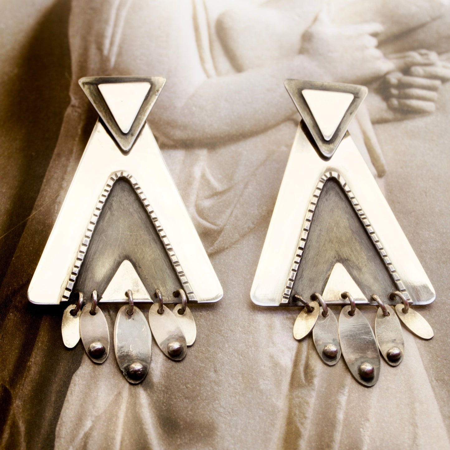 Abstract Dangles