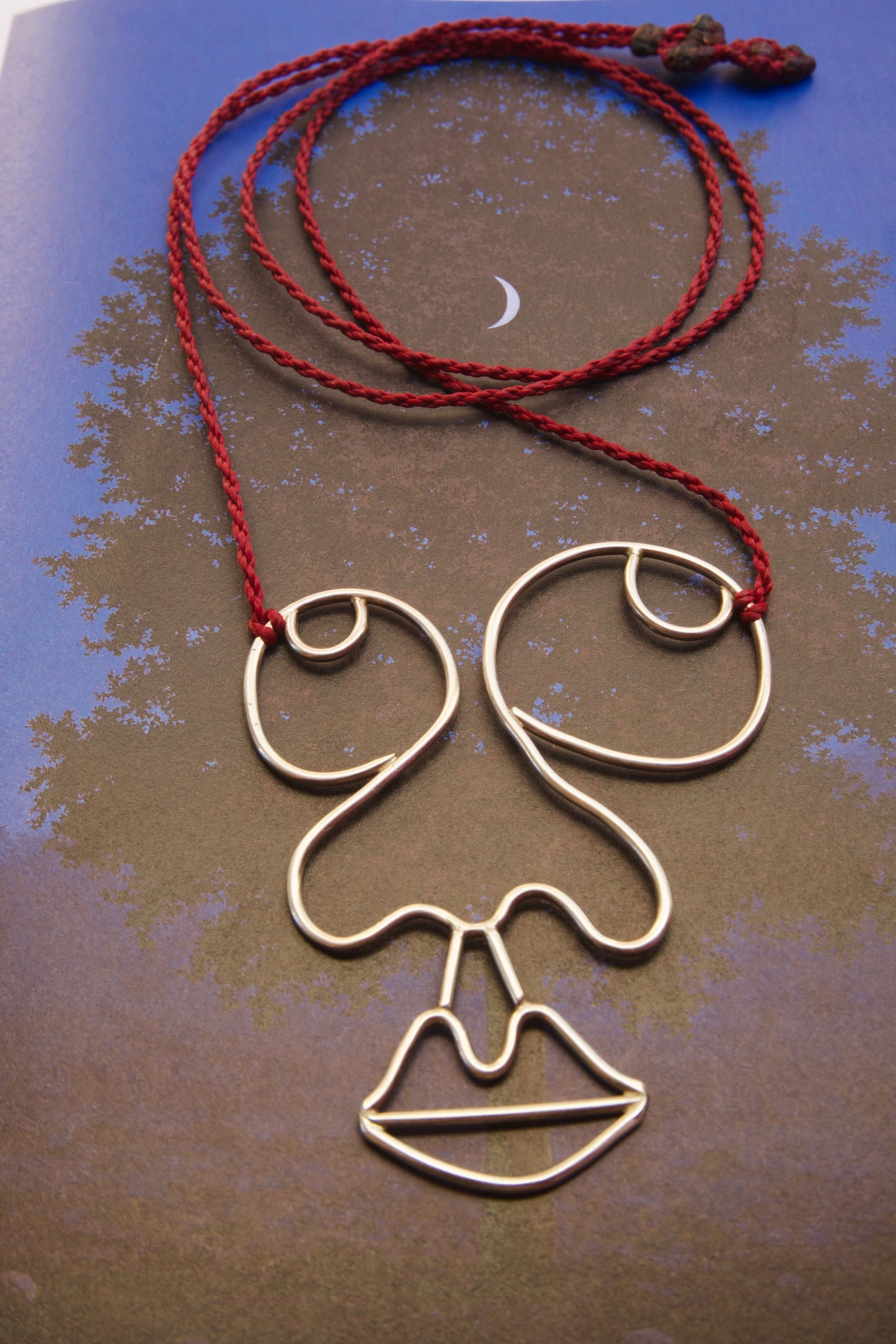 FACE necklace