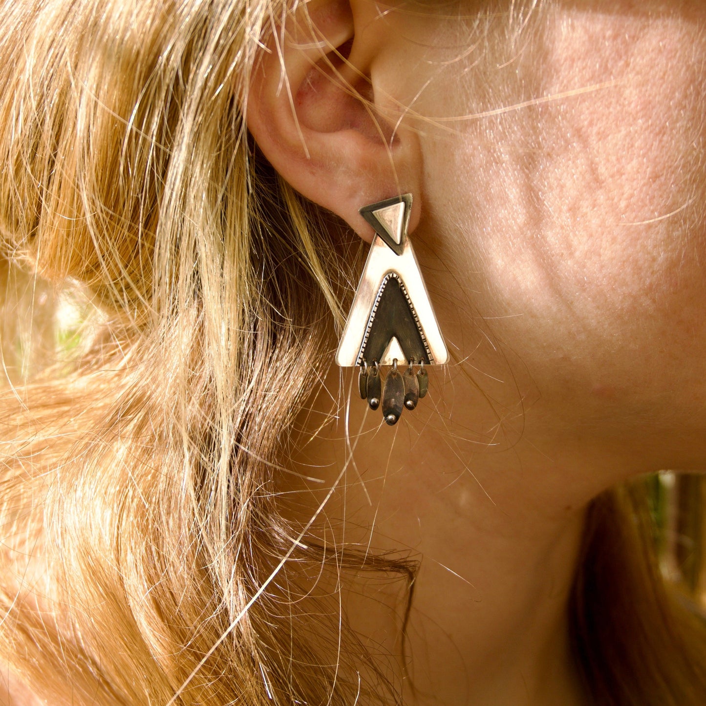 Abstract Dangles