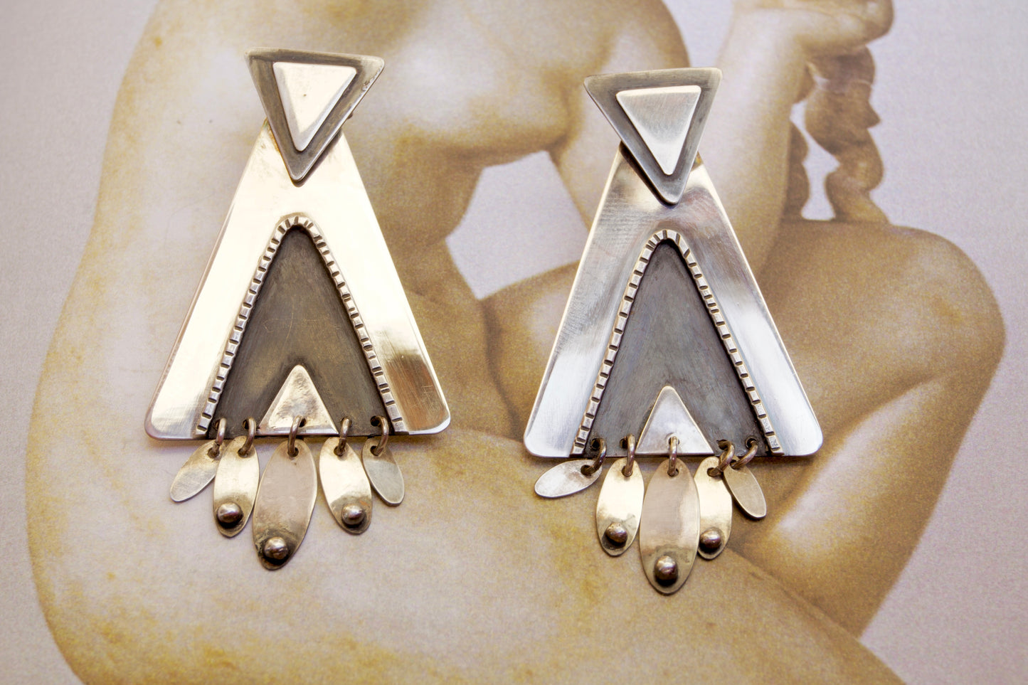 Abstract Dangles