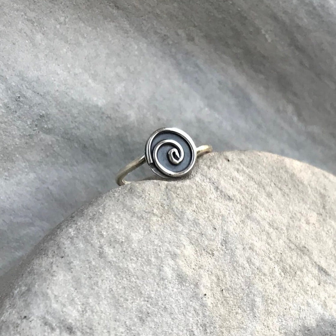 Mini Spiral Ring