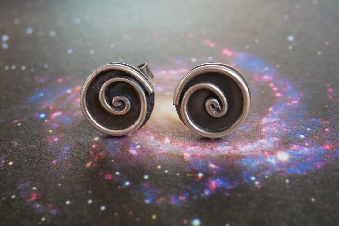 Spiral Studs